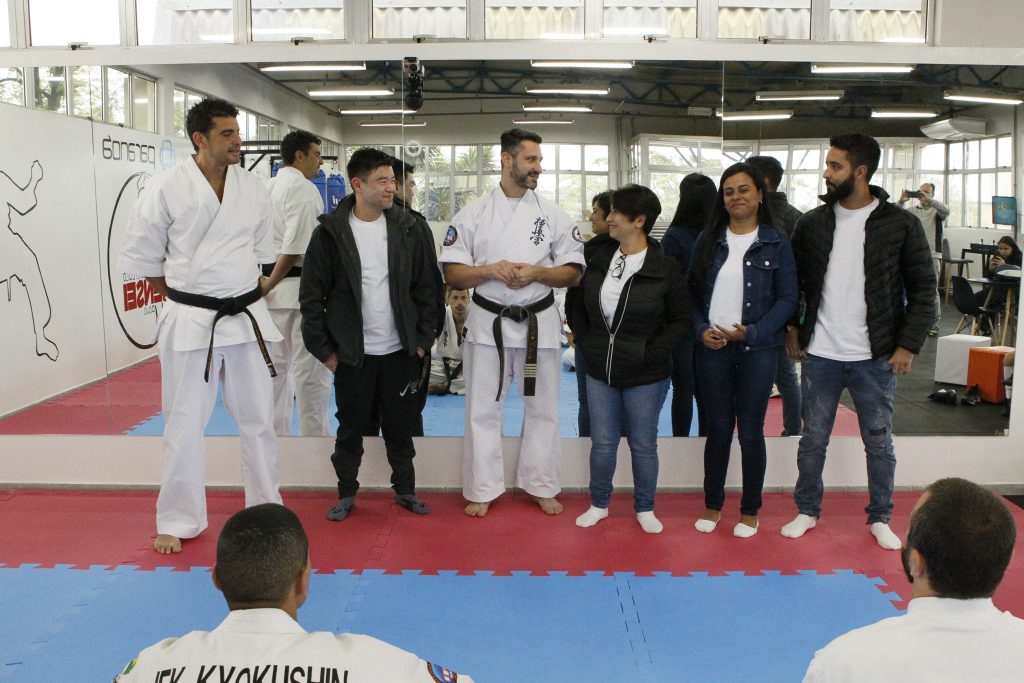 Projeto social Paranoá com alunos do instituto sensei dojo