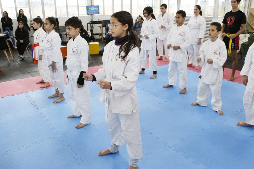 Projeto social Paranoá com alunos do instituto sensei dojo