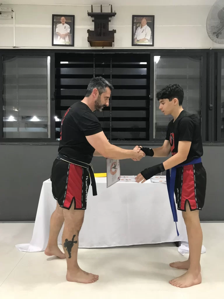 Graduacao de faixas do kickboxing do Sensei Dojo