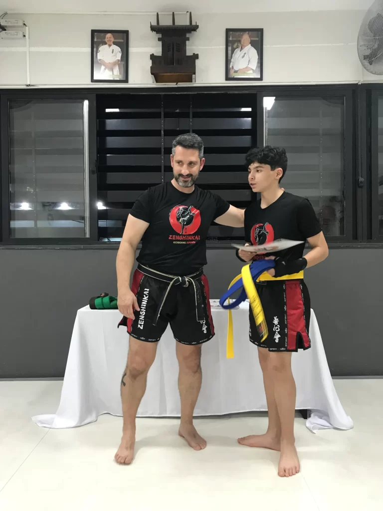 Graduacao de faixas do kickboxing do Sensei Dojo