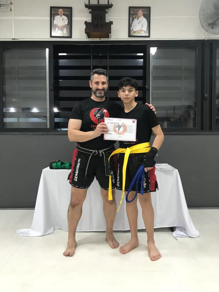 Graduacao de faixas do kickboxing do Sensei Dojo