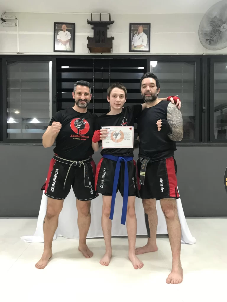 Graduacao de faixas do kickboxing do Sensei Dojo