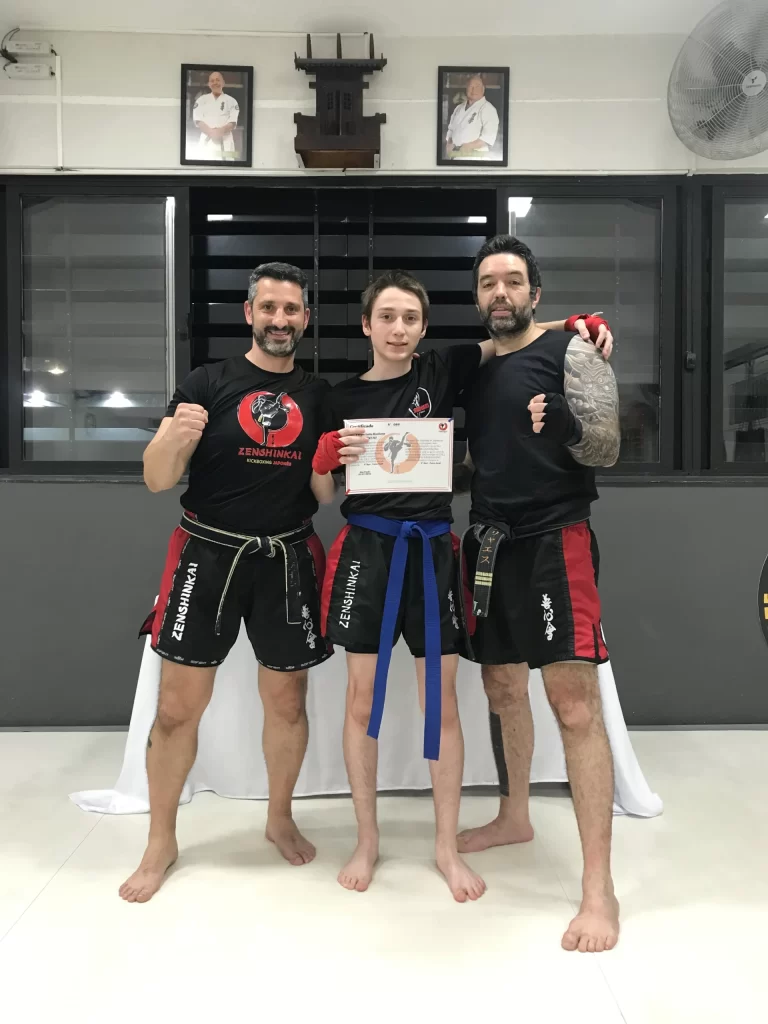 Graduacao de faixas do kickboxing do Sensei Dojo