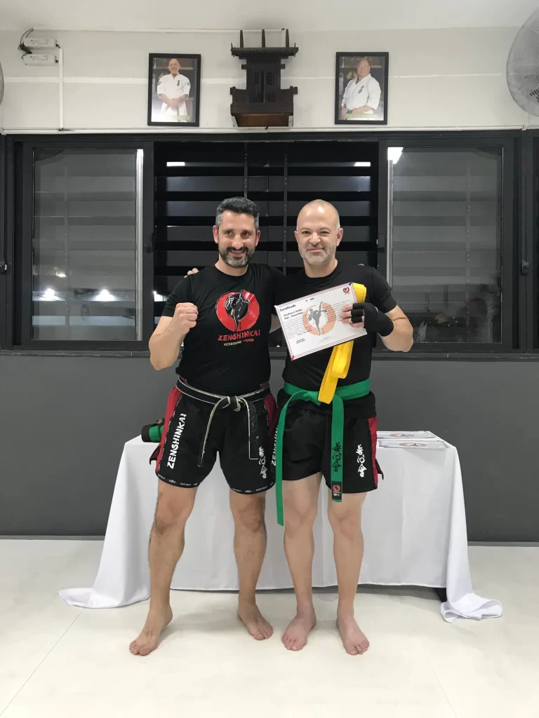 Graduacao de faixas do kickboxing do Sensei Dojo