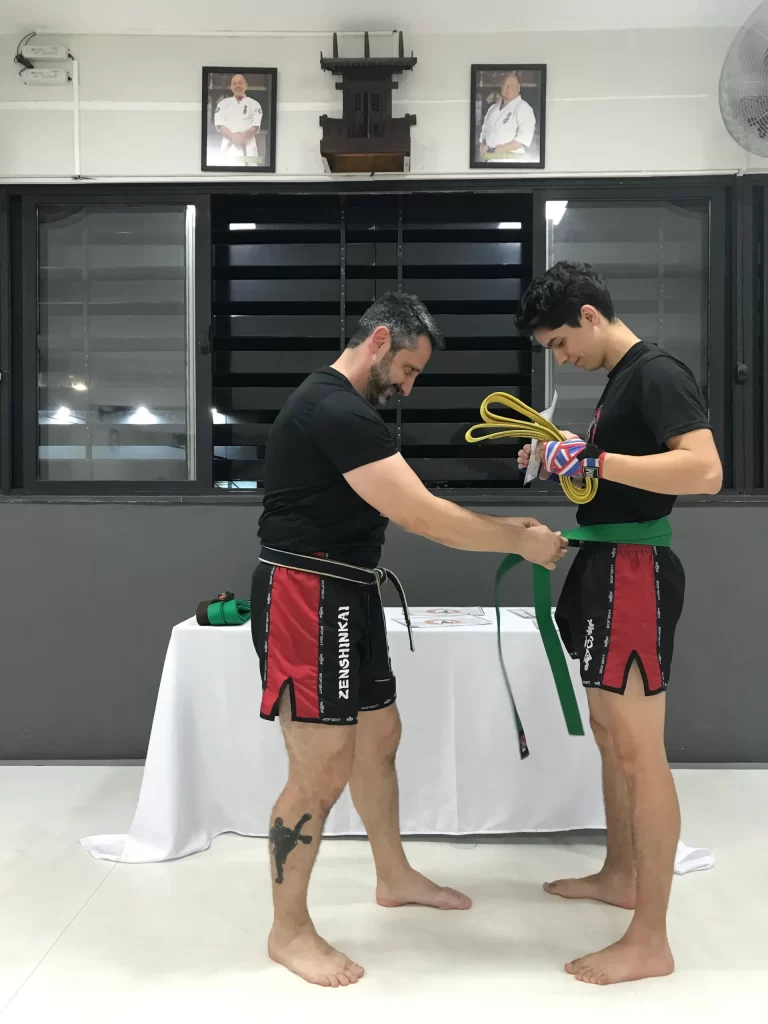 Graduacao de faixas do kickboxing do Sensei Dojo