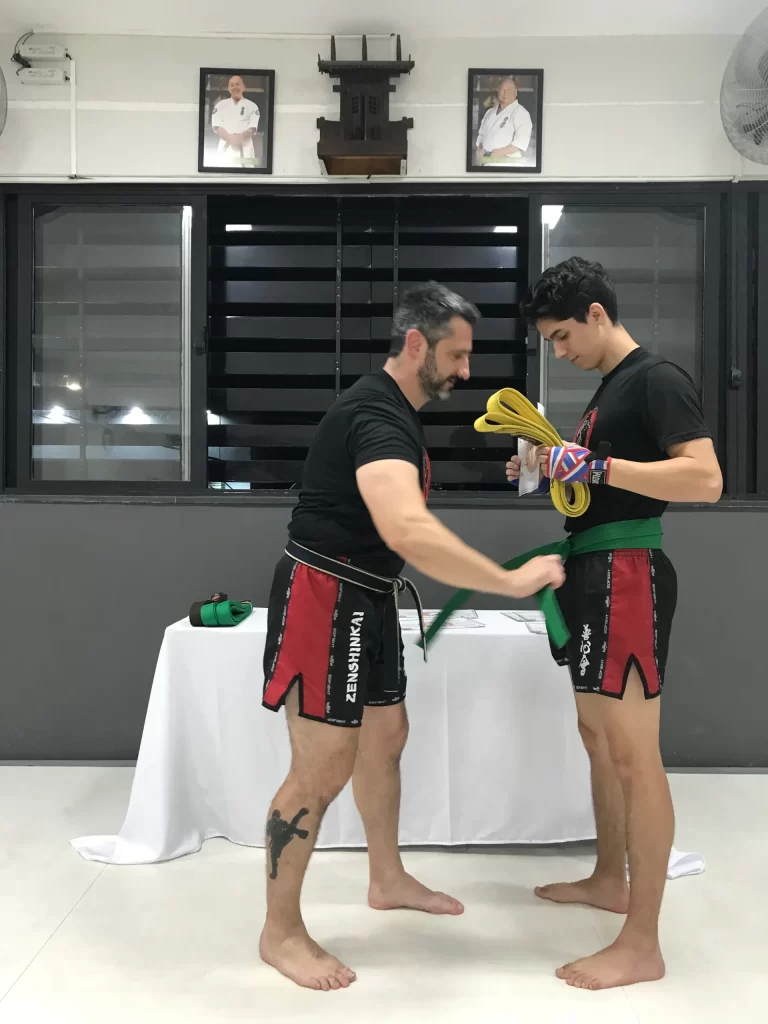 Graduacao de faixas do kickboxing do Sensei Dojo