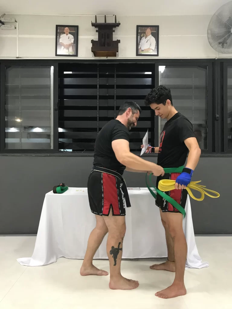 Graduacao de faixas do kickboxing do Sensei Dojo