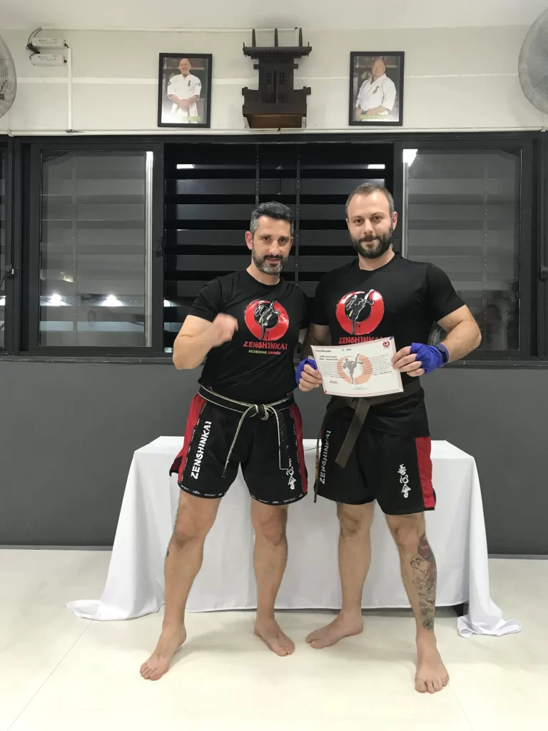 Graduacao de faixas do kickboxing do Sensei Dojo