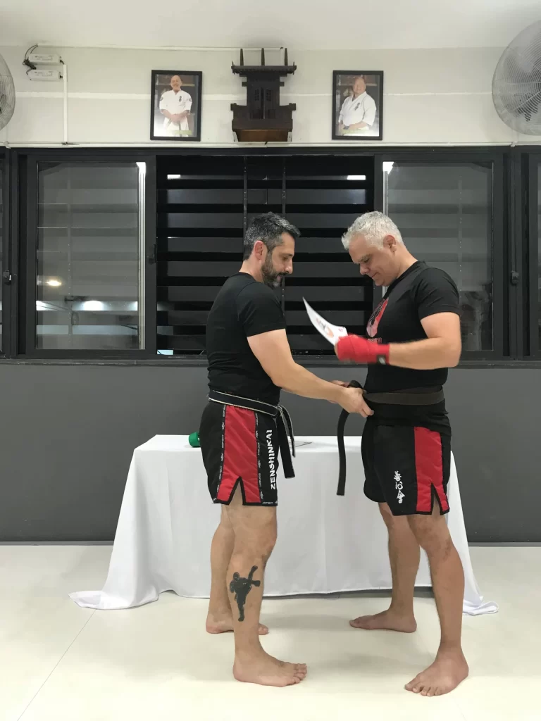 Graduacao de faixas do kickboxing do Sensei Dojo