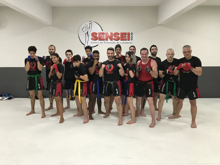 Graduacao de faixas do kickboxing do Sensei Dojo